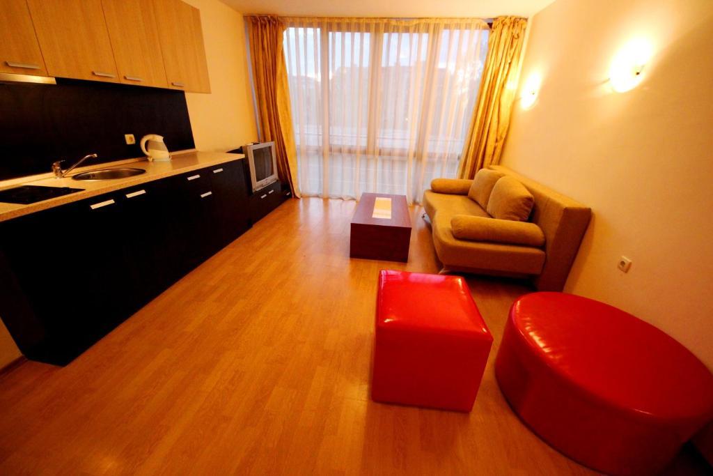 Eden - Menada Apartments ساني بيتش الغرفة الصورة